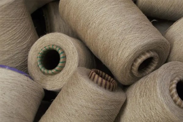 Can linen yarn be made into core spun yarn?